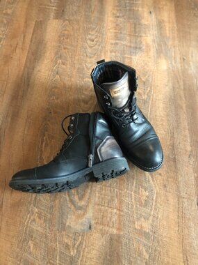 Pikolinos Genuine Leather Black and Brown Boot - Men's Size 7.5